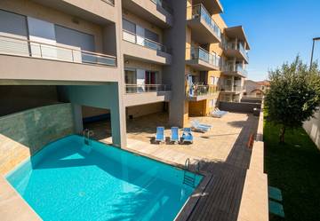 Holiday Rental for 6 People in São Martinho do Porto, Leiria District, Photo 1