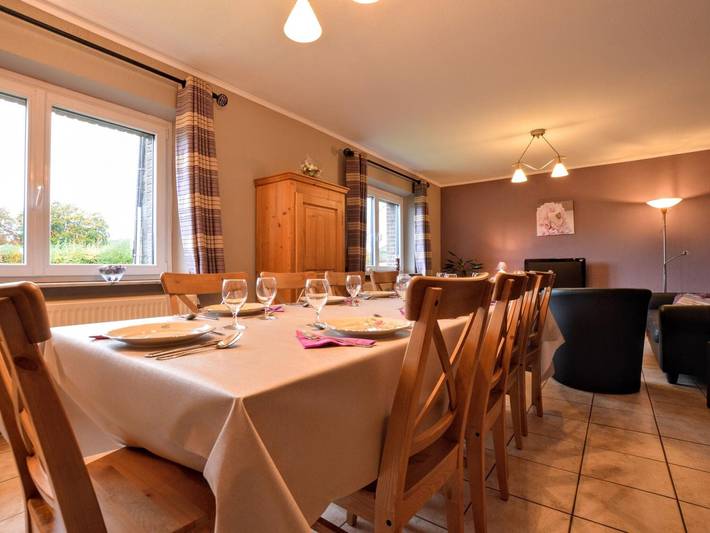Location de vacances pour 9 personnes, avec jardin dans Sourbrodt - 4