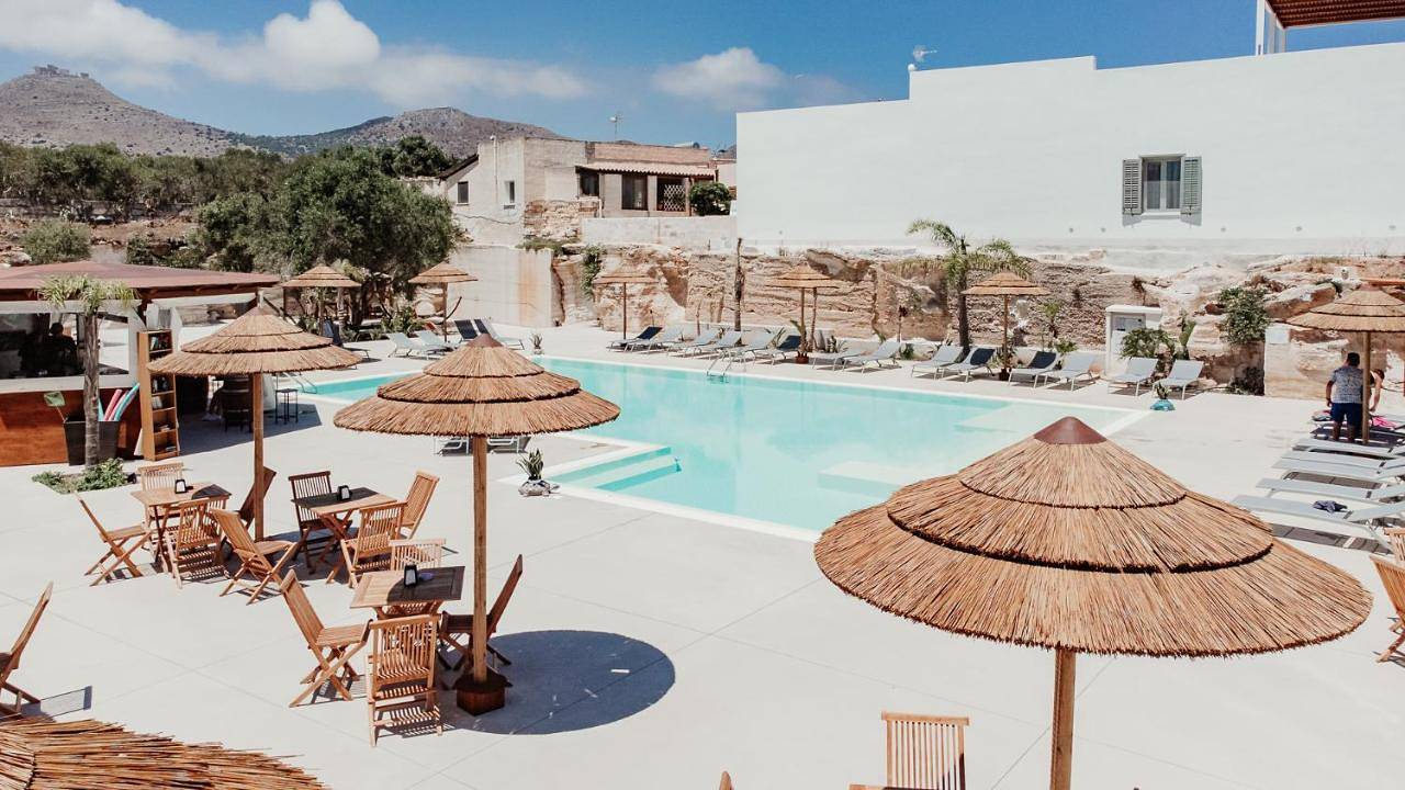 L'Oasi Villaggio Albergo in Favignana città, Favignana