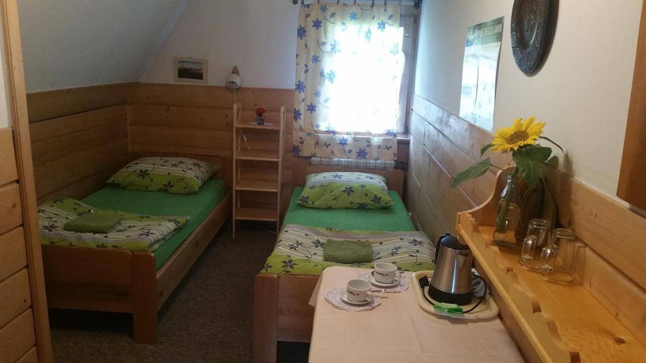 Cały apartament wypoczynkowy, Pokoje Gościnne i Duży Domek Camp Harenda Zakopane z epickim widokiem na Tatry i Giewont in Poronin, Karpaty (Polska)