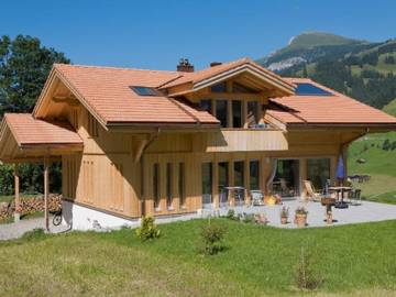 Gîte pour 4 personnes, avec balcon à Adelboden
