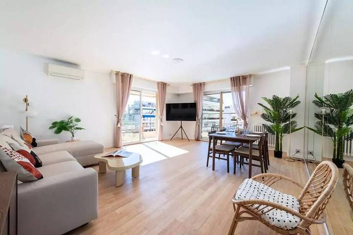 Agriturismo per 6 persone, con terrazza in Cannes