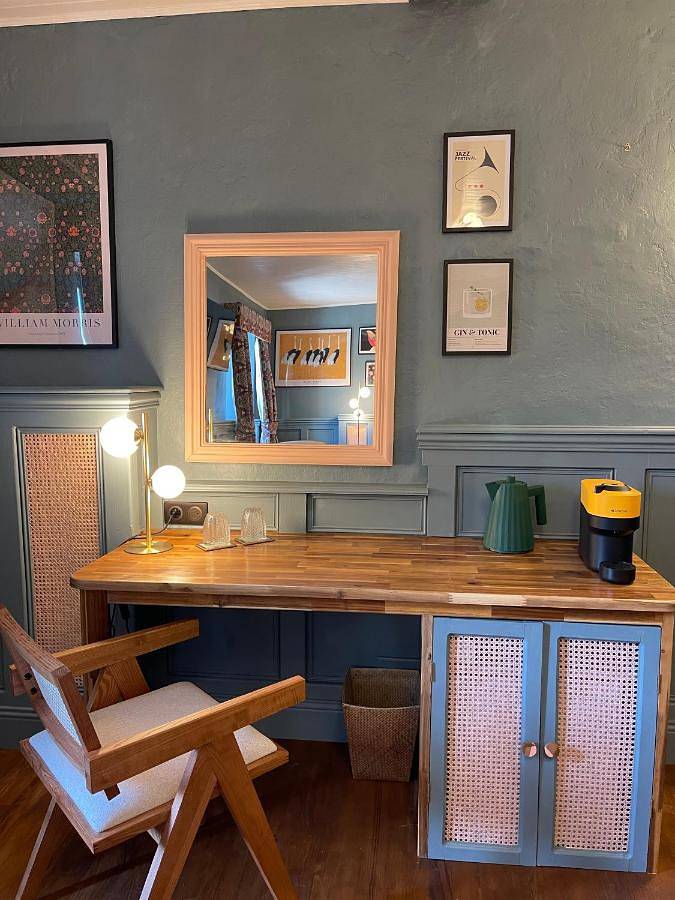 Chambre d’hôte pour 8 personnes, avec piscine ainsi que vue et jardin en Charente - 4