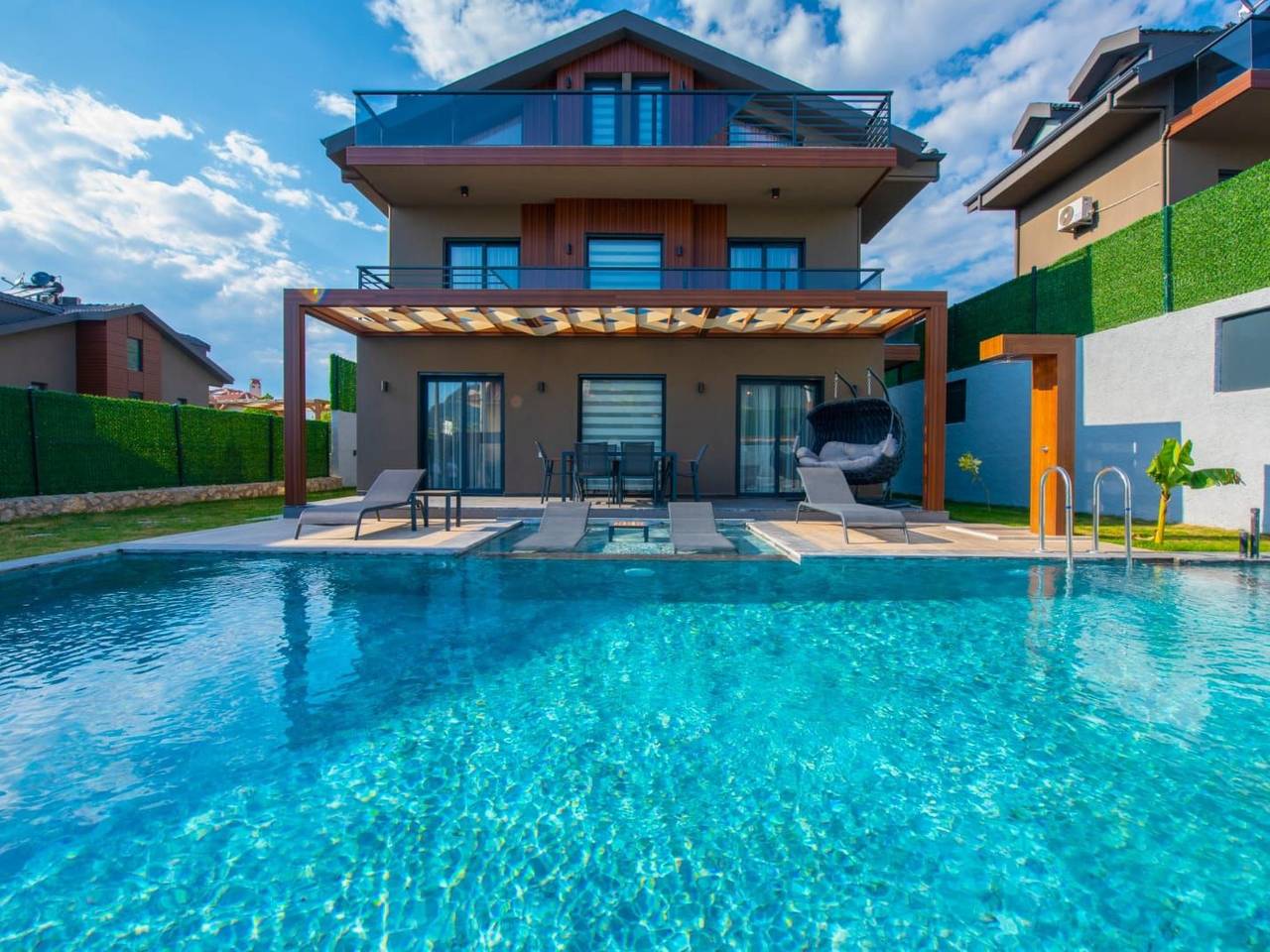 Casa de vacaciones para 8 personas con piscina in Fethiye, Muğla