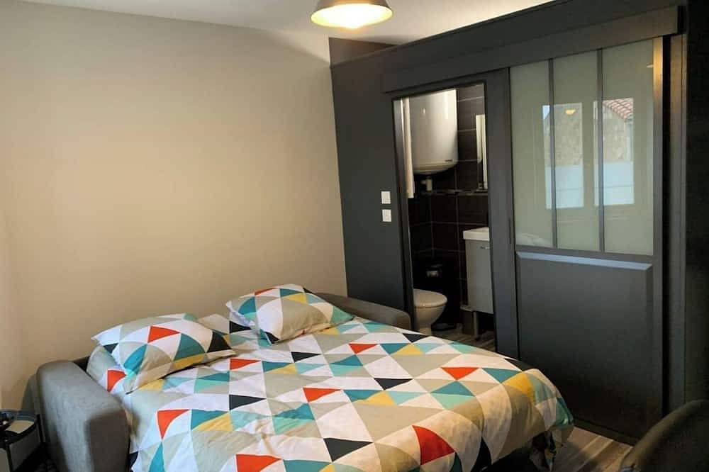 Apartamento entero, 🌠Au Petit Chaleureux🌠 City center - Wi-Fi - free parking  in Niort, Región de Niort