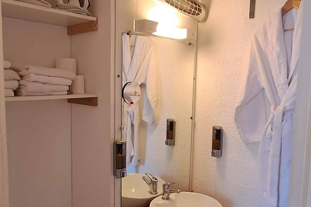 Ganze Wohnung, Charming little studio with valley view, in the heart of the resort at the foot of the slopes in Selonnet, Alpes-de-Haute-Provence