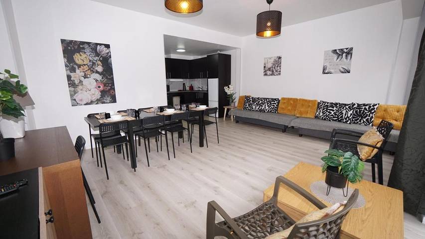 Appartamento vacanze per 8 persone, con terrazza e panorama, con animali domestici - 1