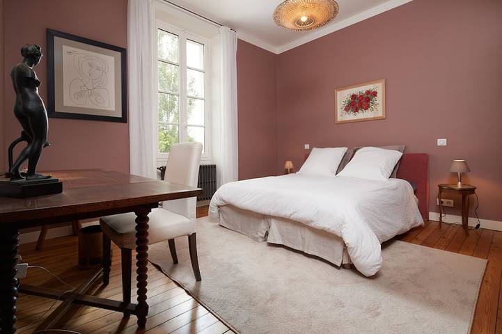 Location de vacances pour 10 personnes, avec jardin et terrasse, animaux acceptés dans Plage du Nau - 3