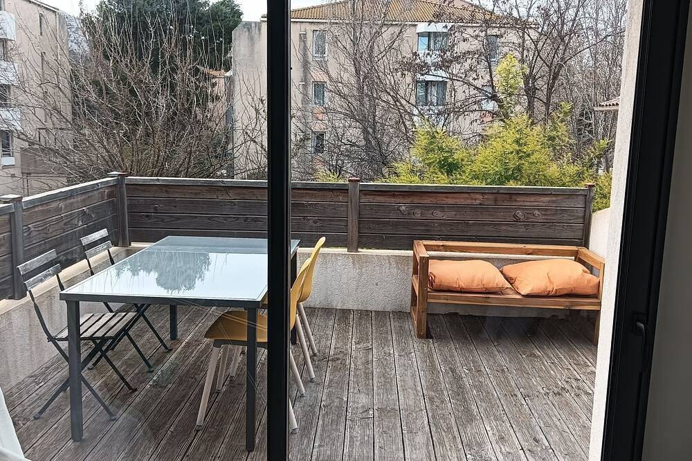 Appartement se trouvant au premier étage d'une maison individuelle. in Marseille, Région de Marseille