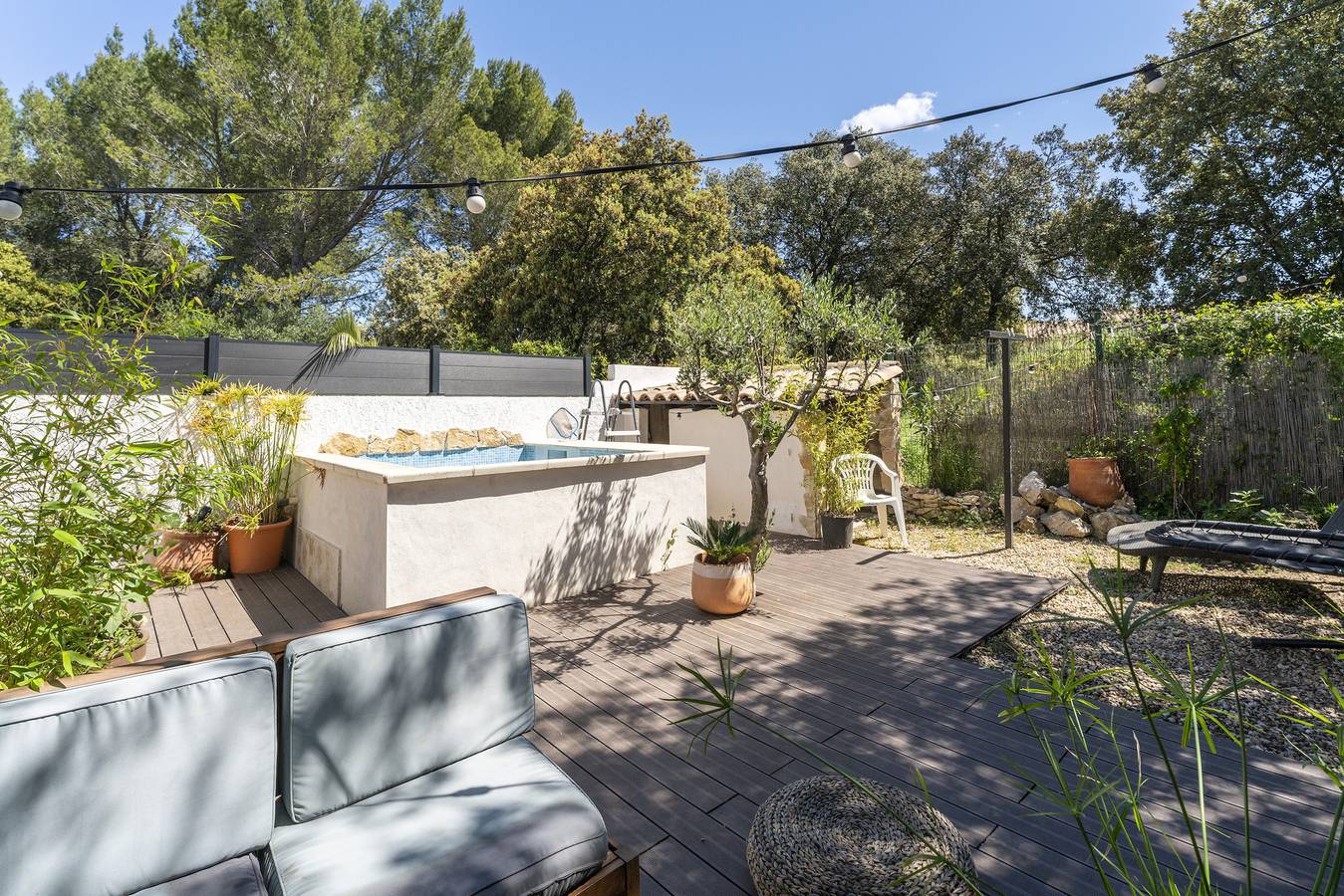Ferienhaus 'Loft Des Cigales' mit privatem Pool und privater Terrasse in Uchaud, Nimes und Umgebung