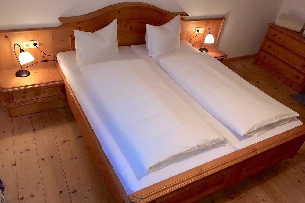 Ganze Wohnung, Ferienwohnung im historischen Dorfkern von Prutz, Tiroler Oberland in Glockturmkamm, Prutz