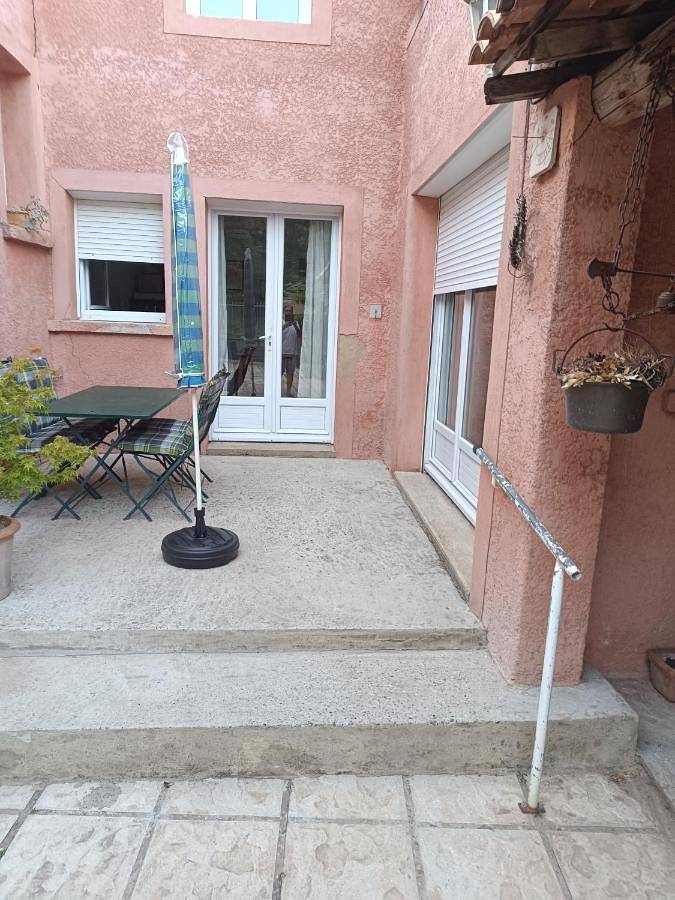 Appartement entier, Les grillons in Bagnols-sur-Cèze, Région de Nîmes