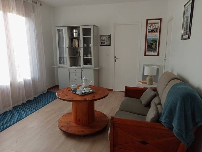 Gîte pour 4 personnes, avec terrasse et jardin