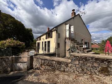 Gîte pour 12 personnes, avec jardin et terrasse à Dun-les-Places