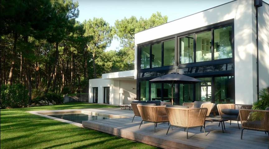 Villa pour 8 personnes, avec Terrasse et Jardin ainsi que Piscine et Vue dans La Palmyre