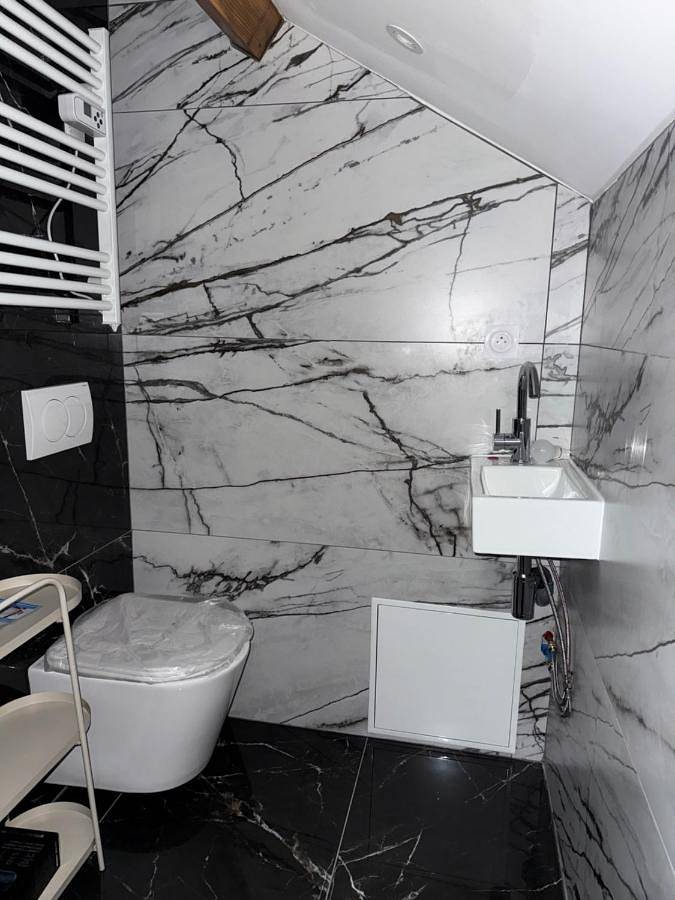 Maison d’hôte pour 6 personnes, avec piscine ainsi que vue et terrasse à Andancette - 4