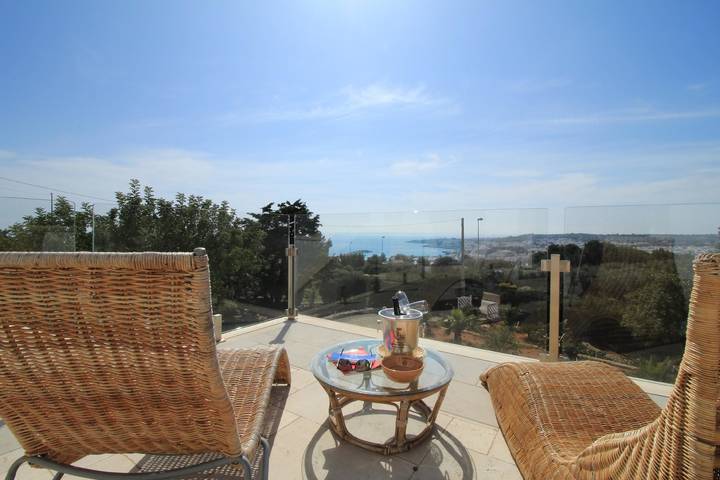 Villa per 10 persone, con Terrazza e Giardino in Santa Maria di Leuca