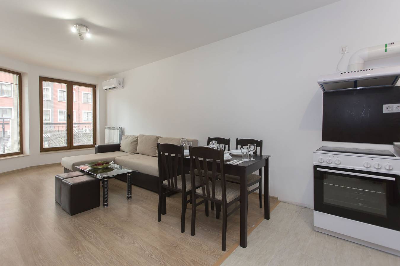 Ganze Wohnung, Bright 1Bdr Apartment near Center - Free Parking in Sofia, Bulgarien