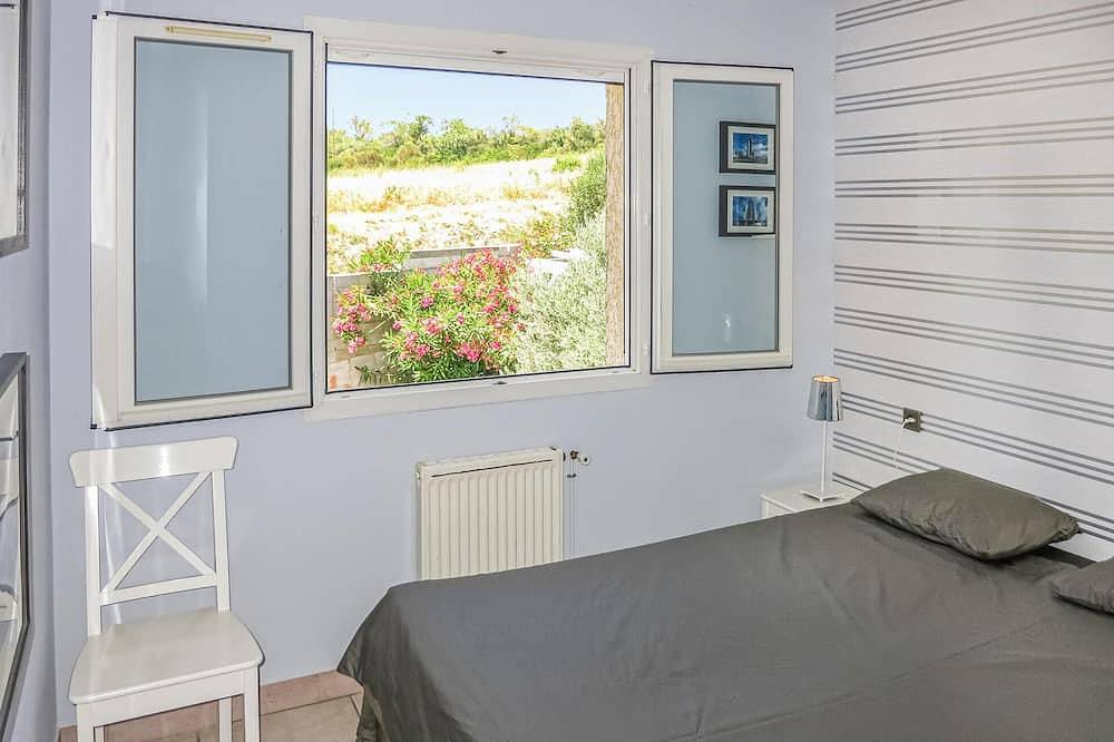 Lovely home in Caunes Minervois in Caunes-Minervois, Carcassonne region