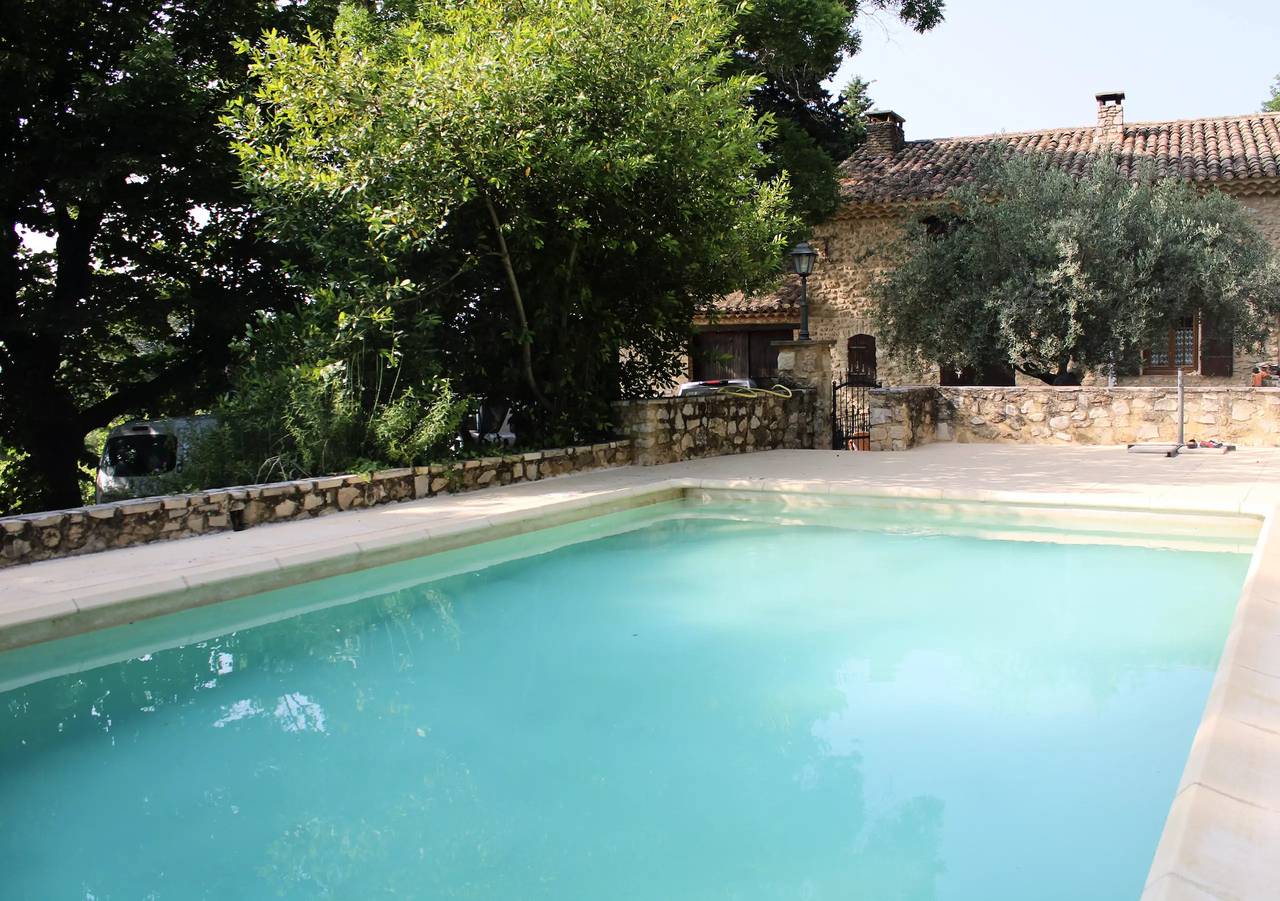 Traditionelle provenzalische Mas in Séguret, Vaucluse