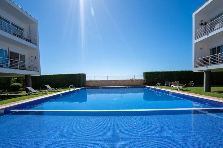 Gîte pour 5 personnes, avec balcon ainsi que vue sur l’océan et piscine à Fuseta - 2