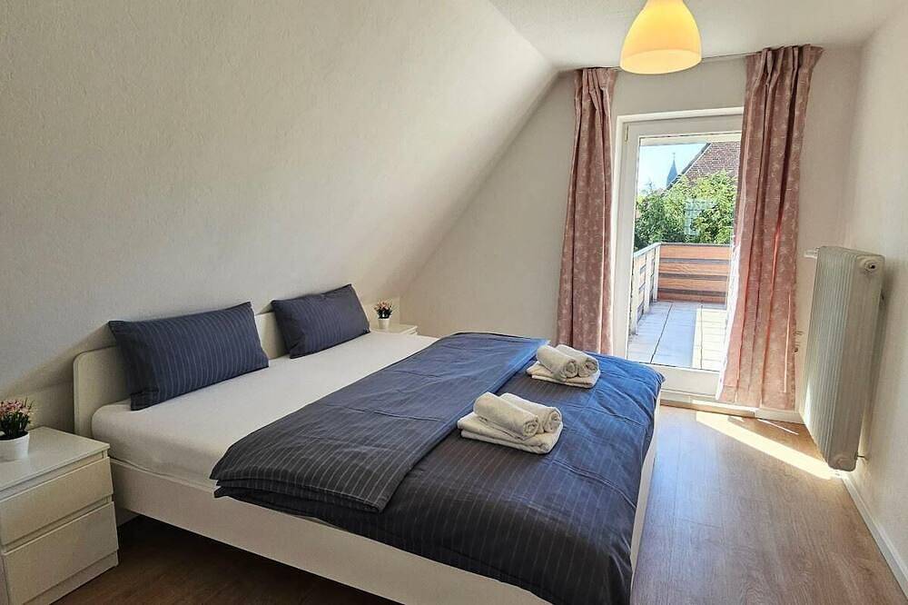 Ganze Wohnung, Fewo Ria-Whg (1)-rechts in St. Peter-Bad, St. Peter-Ording