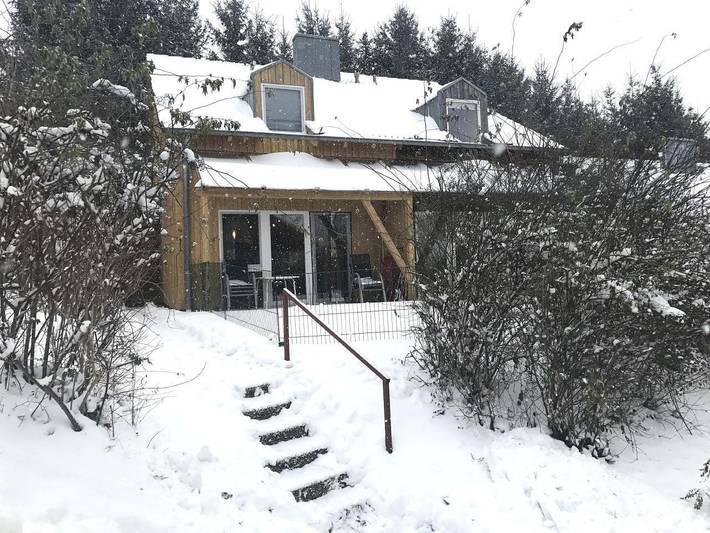 Bungalow für 5 Personen, mit Terrasse und Garten in Bayern - 2