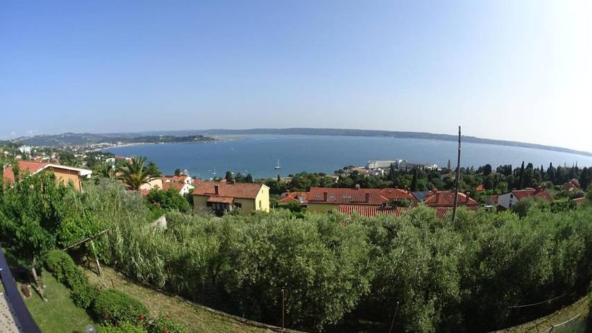 Ferienwohnung für 3 Personen, mit Garten und Ausblick sowie Terrasse - 1