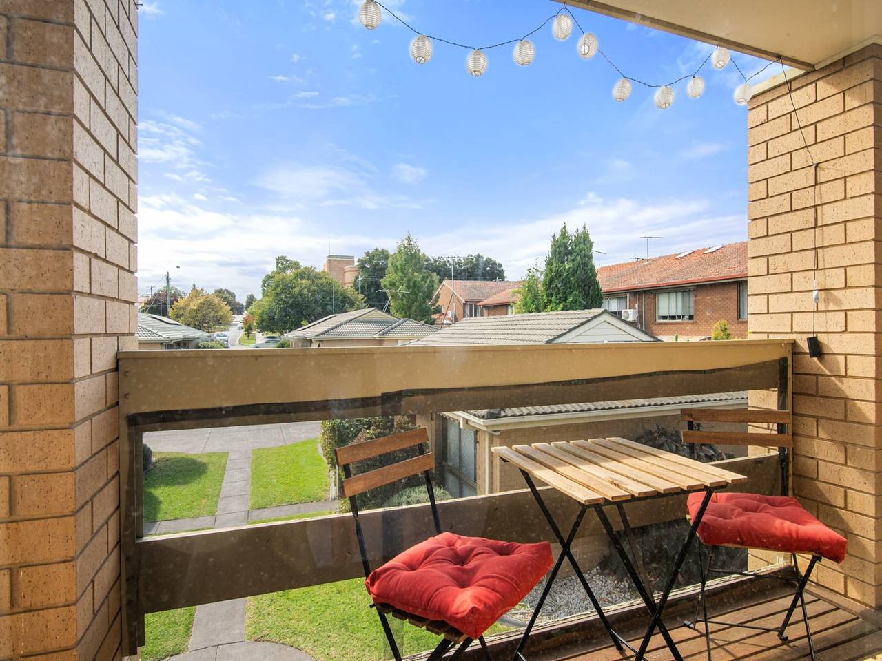 Entire apartment, Family Friendly 3-Bed with Courtyard & Parking in Melbourne, Moonee Valley City