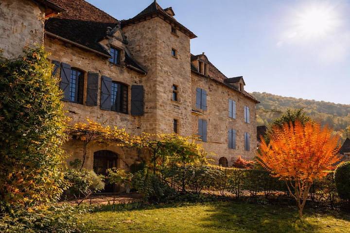 Location de vacances pour 2 personnes, avec jardin et vue à Autoire