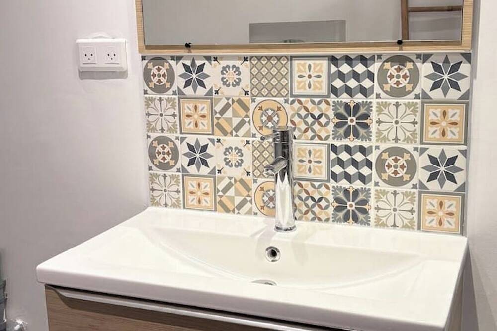 La Maison d'Honorade - Provencal charm in the heart of the village in Saint-Saturnin-lès-Avignon, Vaucluse