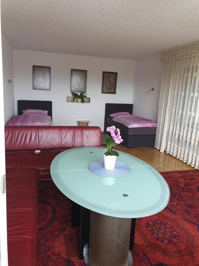 Ferienwohnung für 8 Personen, mit Balkon und Terrasse sowie Ausblick in Schwerte