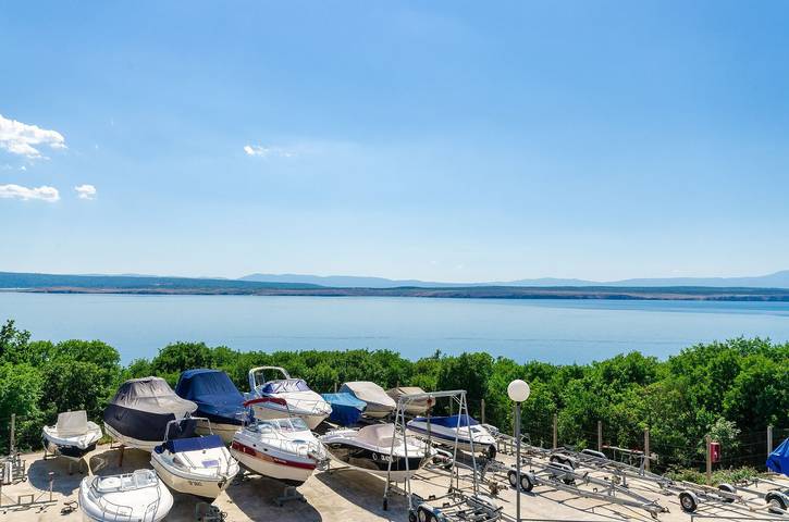 Ferienwohnung für 2 Personen, mit Balkon und Terrasse sowie Garten in Dramalj - 4
