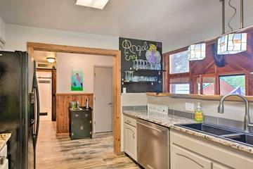 Log Cabin for 13 Guests in Angel Fire, Colfax County, Picture 4