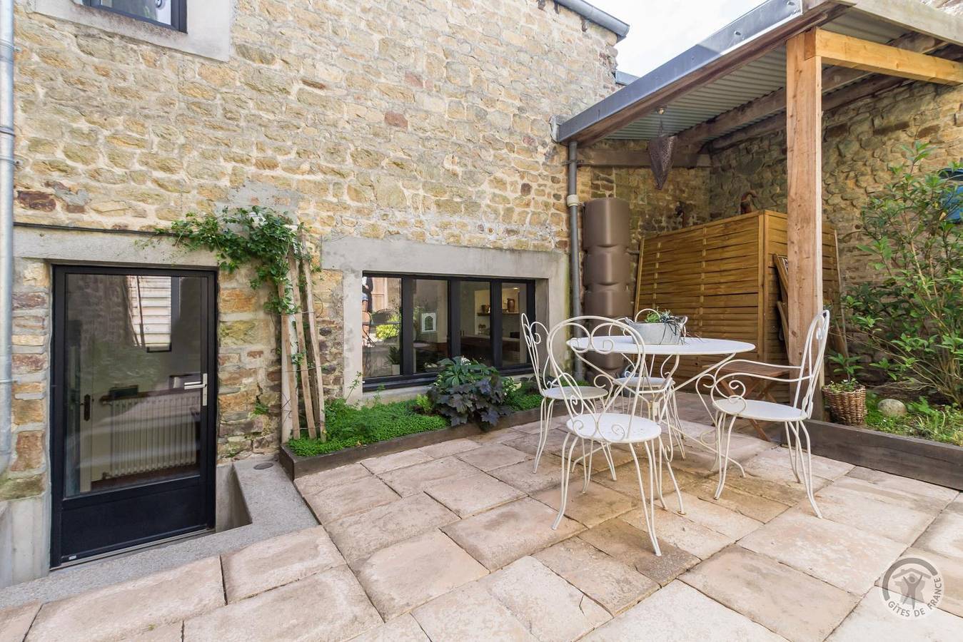 Le Patio d'Helxine in La Haye-Pesnel, Côte de la Déroute