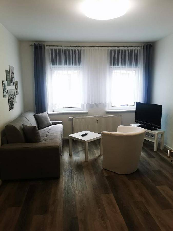 Ferienwohnung für 6 Personen, mit Terrasse am Zwenkauer See - 2