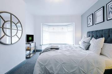 Holiday Home for 8 People in Blackpool, North West England, Photo 1