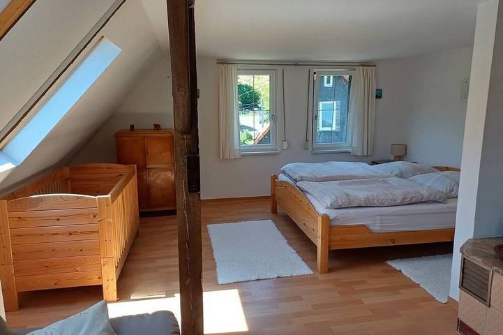 Ferienhaus für 5 Personen, mit Terrasse und Garten in Suhl - 4