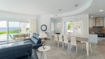 Villa in Sant Lluís, Coast of Menorca für 13 