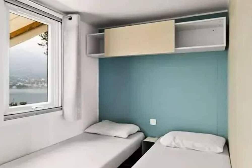 Mobil-home | Comfort | 3 Ch. | 6 pers. | Terrasse surélevée | A/C in Saint-Vincent-sur-Jard, Vendée