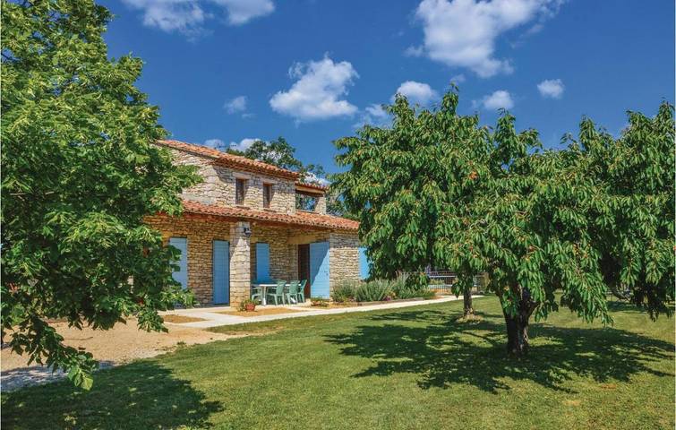 Location de vacances pour 9 personnes, avec piscine, animaux acceptés à Sainte-Croix-à-Lauze - 3