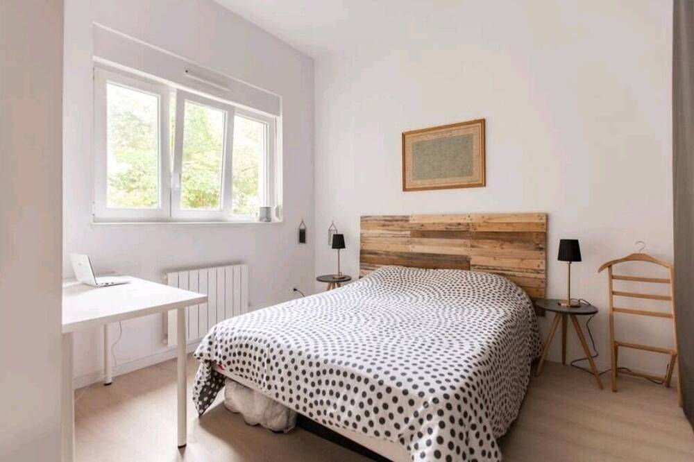 Ganze Wohnung, Cozy 3-Bedroom Orangerie Apartment, 5 Minutes from Orangerie Park in Straßburg, Region Straßburg