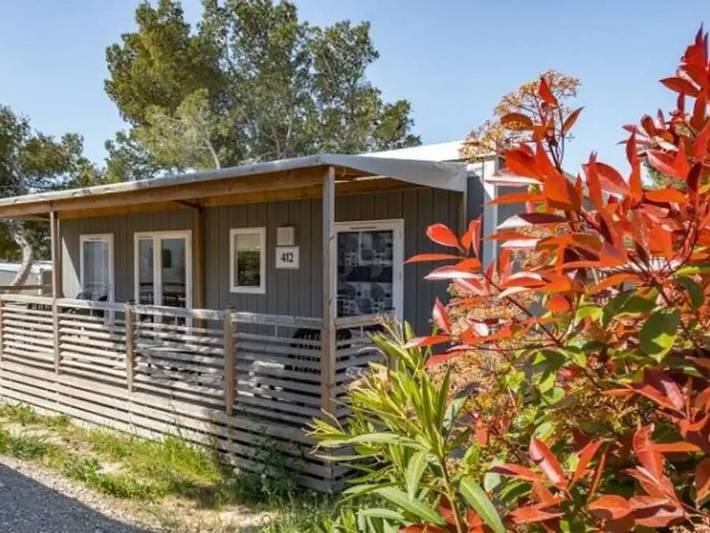 Mobil home pour 2 personnes, avec bassin pour enfant, animaux acceptés à Martigues - 3