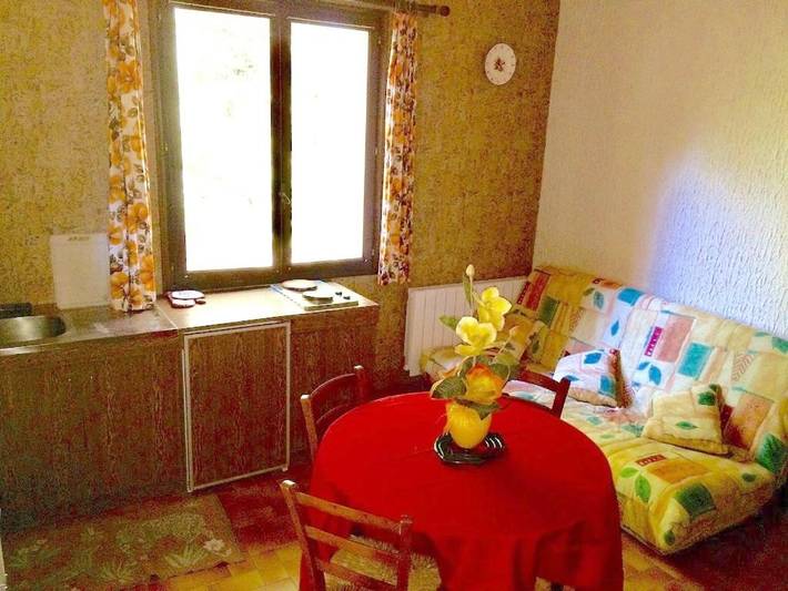 Gîte pour 5 personnes, avec vue ainsi que jardin et vue sur le lac, animaux acceptés dans Lac des Montagnès - 4