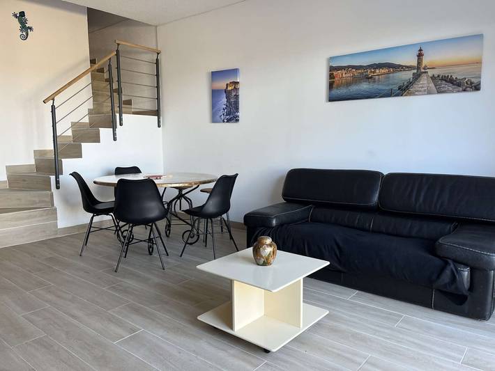 Gîte pour 4 personnes, avec Terrasse et Jardin à Borgo