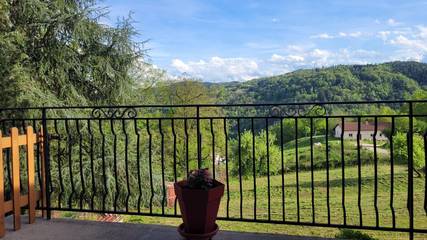 Maison De Vacances pour 8 Personnes dans Olliergues, Parc Naturel Régional Livradois-Forez, Photo 4
