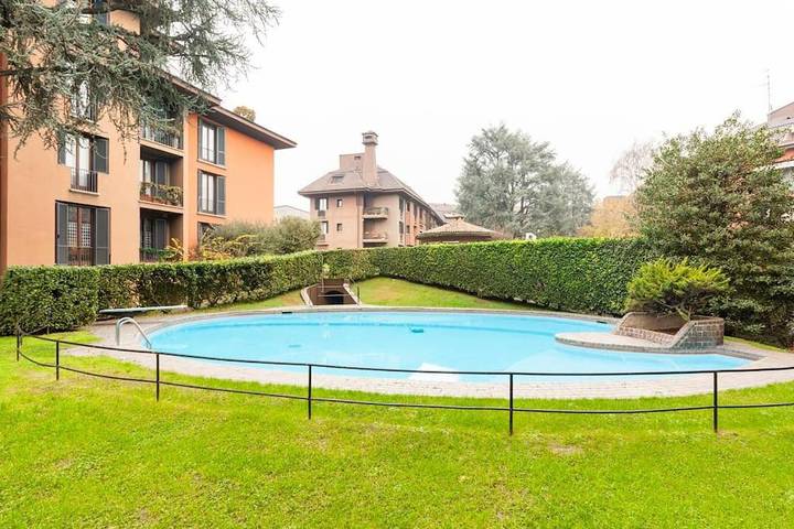 Ferienwohnung für 3 Personen, mit Garten und Whirlpool sowie Pool in Mailand - 2