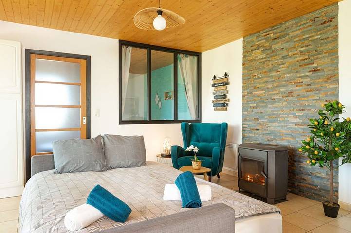 Location de vacances pour 6 personnes, avec jardin et balcon à Dragey-Ronthon - 3