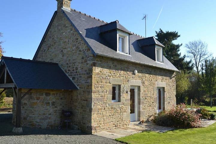 Gîte pour 2 personnes, avec Terrasse et Jardin à Fleury (Normandie)