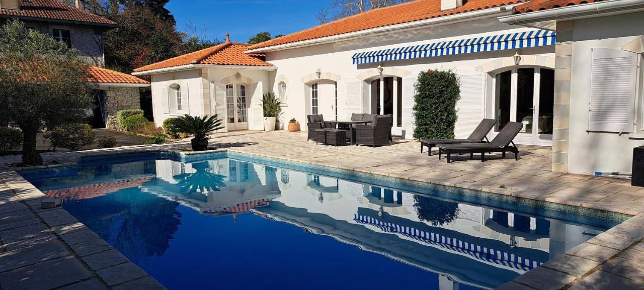 Three-Bedroom Villa in Bayonne, Bayonne und Umgebung
